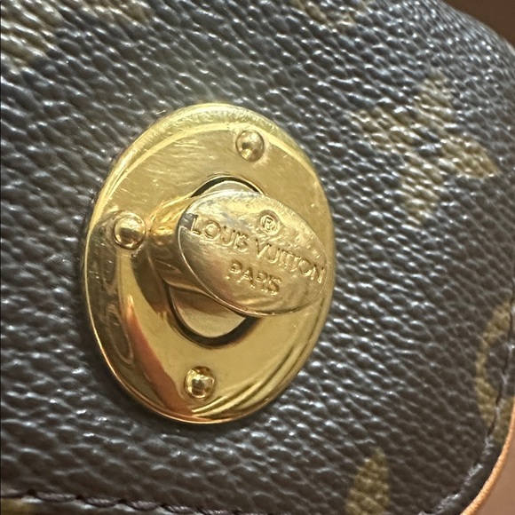 Louis Vuitton Mini Pouch Pochette Key Pouch Turnlock pochette cles LV bag charm - Picture 5 of 17